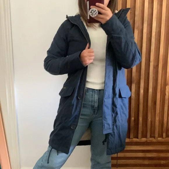 ABERCROMBIE AND FITCH Sherpa Lined long Winter Coat. XS - Picture 11 of 12